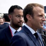 Macron asegura ser el «único responsable» de la gestión del «caso Benalla»