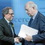 El presidente de la Generalitat, Quim Torra, junto al presidente del Círculo de Economía, Juan José Brugera, en la ponencia inaugural que tuvo lugar el pasado jueves