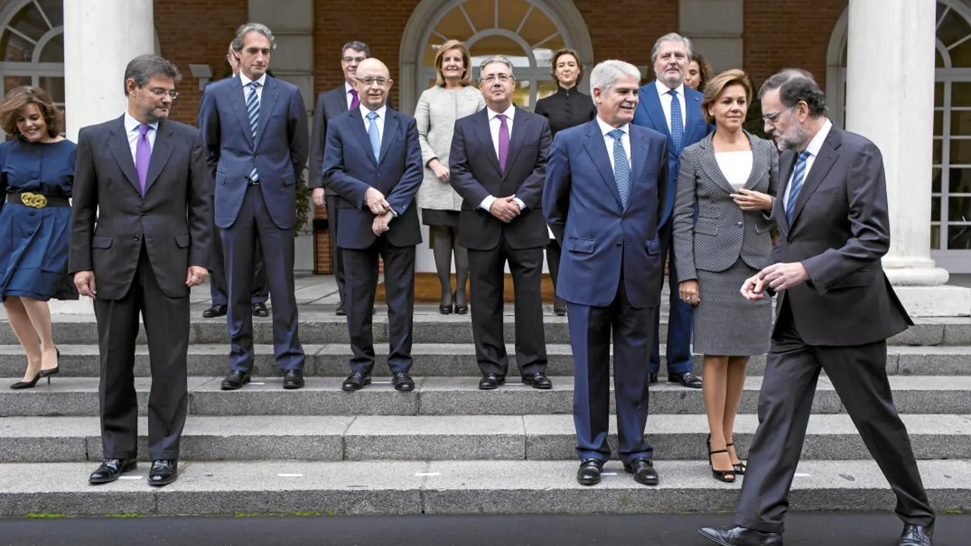 Fotografía de familia del equipo de Gobierno que formó Mariano Rajoy tras las segundas elecciones de 2016