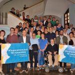 Foto de familia de todas las organizaciones asistentes a la manifestación del 18 de noviembre