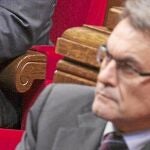 Oriol Junqueras y Artur Mas, ayer, en el Parlament