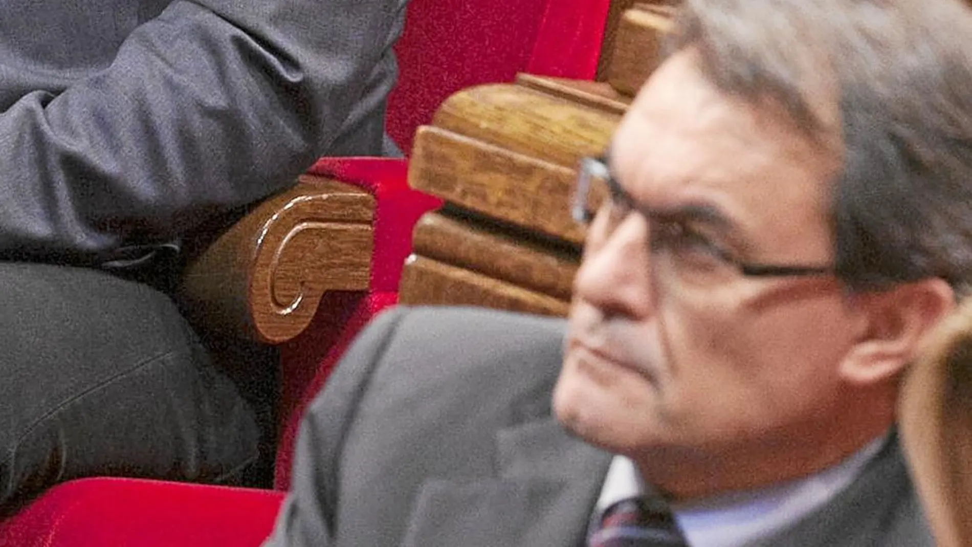 Oriol Junqueras y Artur Mas, ayer, en el Parlament