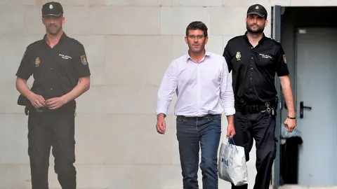 El expresidente de la Diputación fue detenido y pasó la noche en el calabozo
