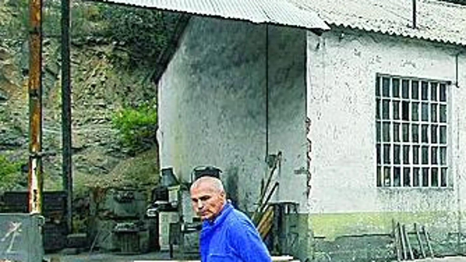18-07-11 - César Sánchez - Explotación minera 'Malabá', de Torre del Bierzo (León), en la que ha fallecido un minero.