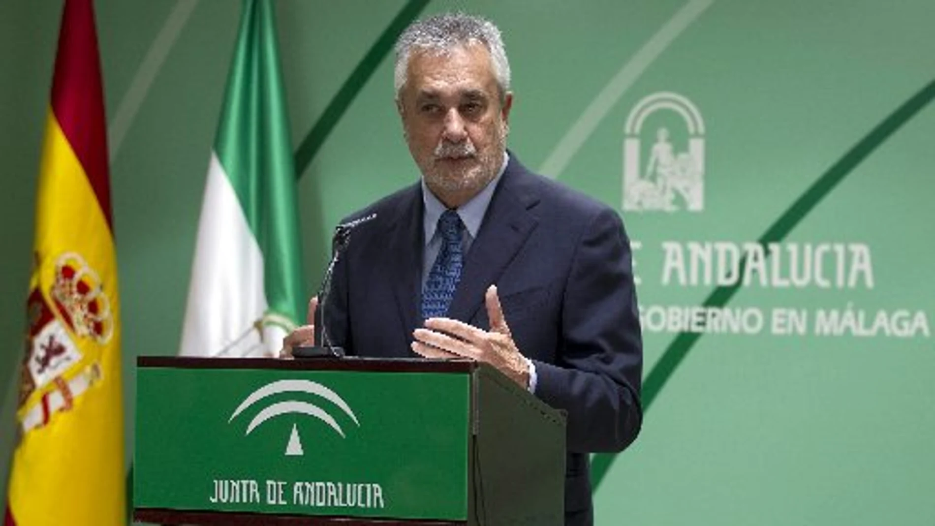 El presidente de la Junta de Andalucía, José Antonio Griñán, durante una rueda de prensa