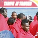 Sólo en las últimas 48 horas se ha rescatado a más de 64 personas que intentaban entrar en España en pateras