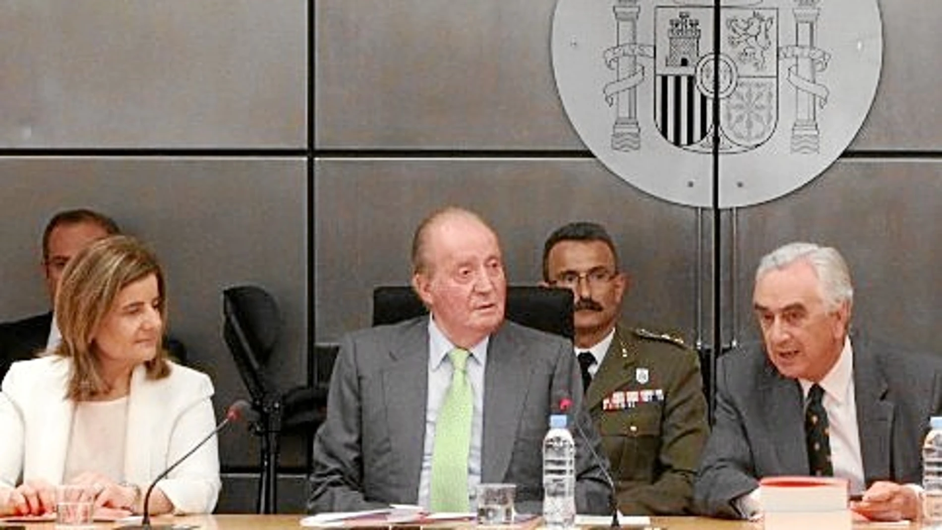 Don Juan Carlos ayer, en el Consejo Económico y Social