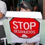 La presión social sobre los desahucios se mantiene pero aún se dan casos trágicos como el de Ardales o el de Málaga capital