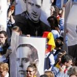 Alumnos de una escuela de Talavera de la Reina (Toledo) durante una misa de beatificación, en el Vaticano en 2007