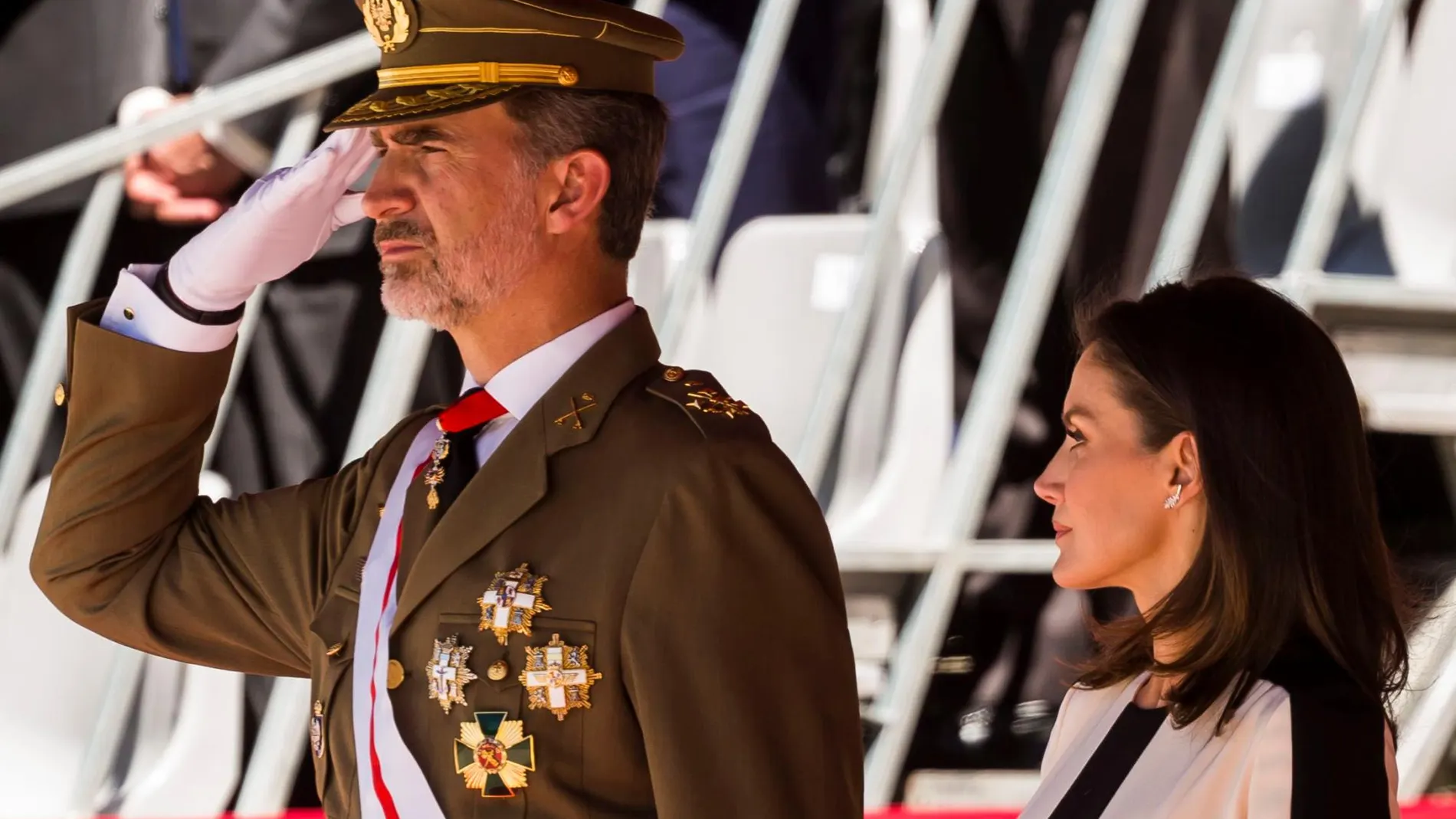 El Rey Felipe VI y la Reina Letizia en el acto conmemorativo del 175 aniversario de la Fundación de la Guardia Civil