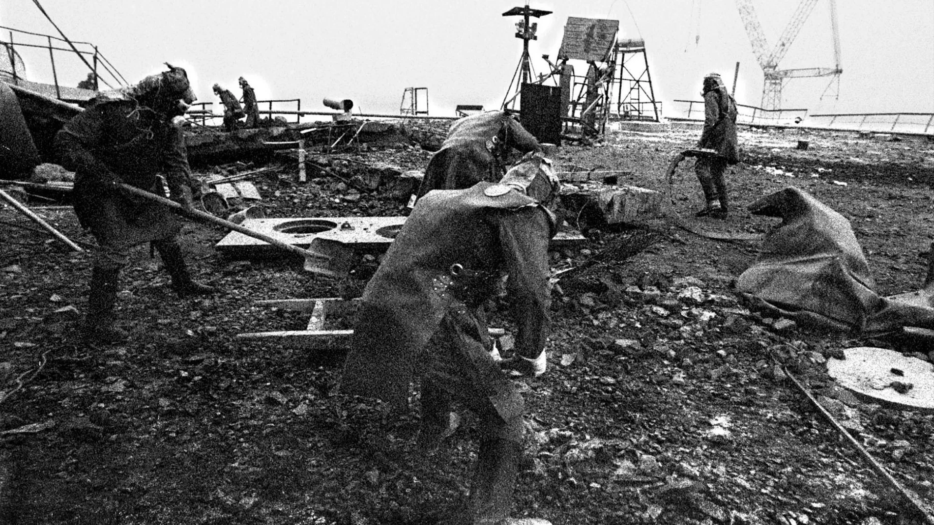 45.000 evacuados. El fuego ardió en Chernóbil durante diez días, mientras el Gobierno mantenía en secreto la magnitud del desastre, ocurrido en 1986