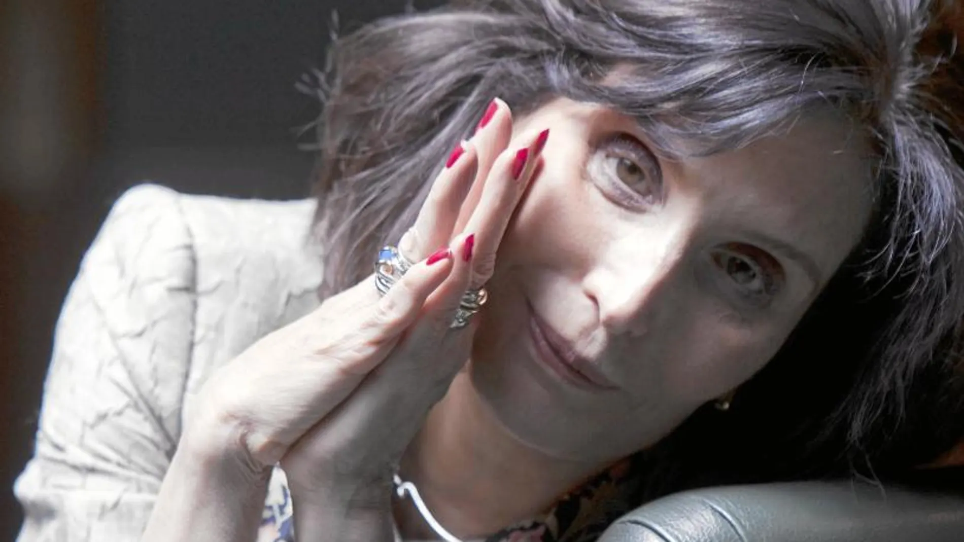 Ángeles Mastretta: «Para escribir una novela tienes que ser omnipotente»