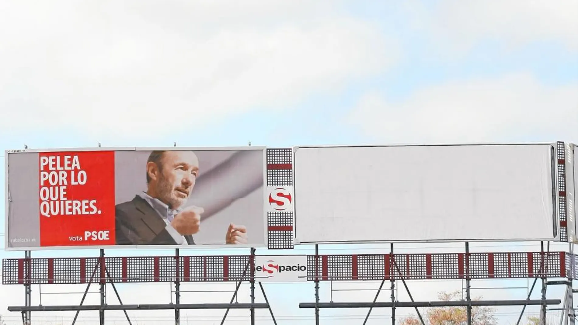 Mensajes a Rubalcaba: «La agonía no se debe prolongar por más tiempo»