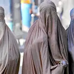  El Govern planea prohibir el uso del burka por motivos de seguridad