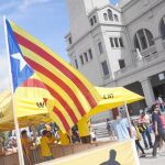 La parada de la Plataforma Pro Seleccions Catalanas apostó por difundir ideas separatistas entre los más pequeños