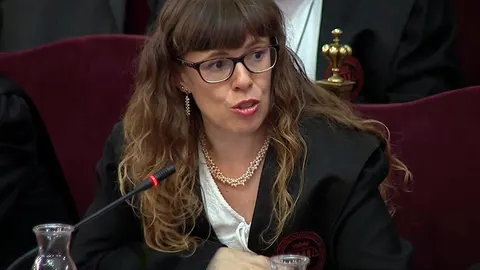 Olga Arderiu, abogada de Carme Forcadell