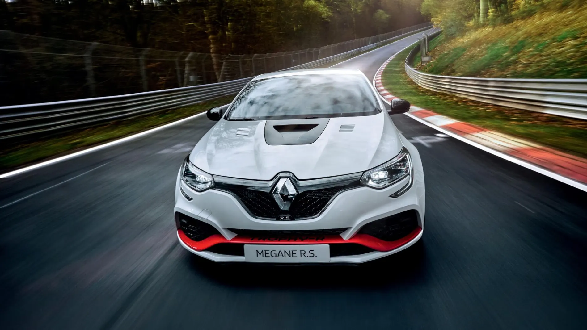 Renault vuelve al "Infierno verde"
