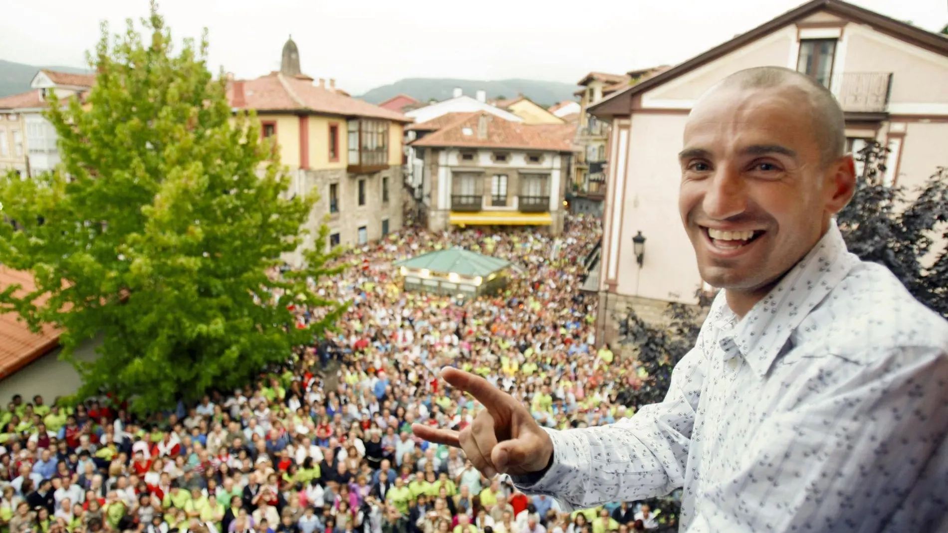 Juanjo Cobo, aclamado tras su triunfo en la Vuelta 2011, que ahora ha perdido
