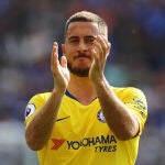 Hazard, despidiéndose de la Premier