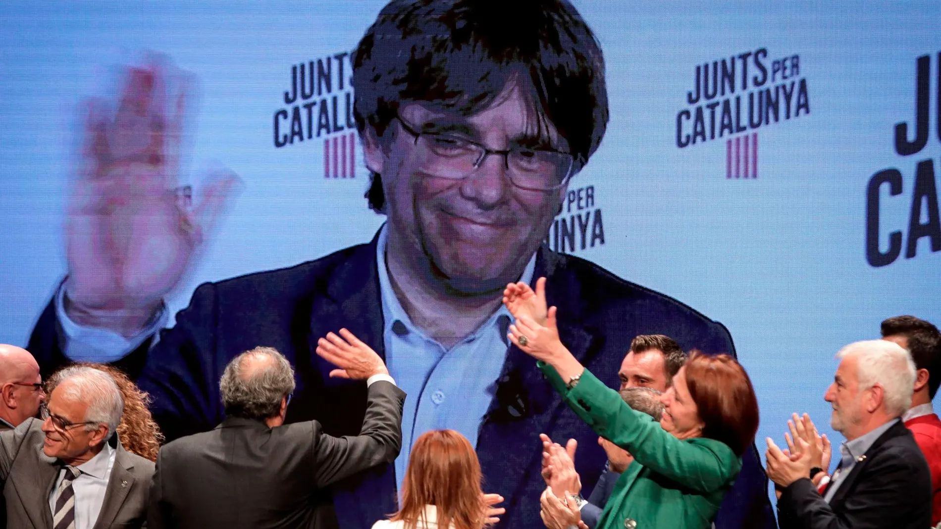 Puigdemont en uno de los actos de la campaña para las municipales de JxCat.