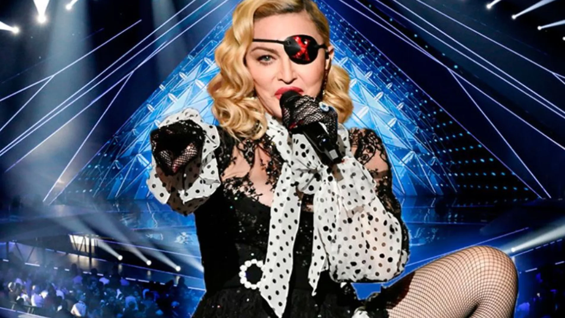 Madonna durante su polémica actuación en Eurovisión