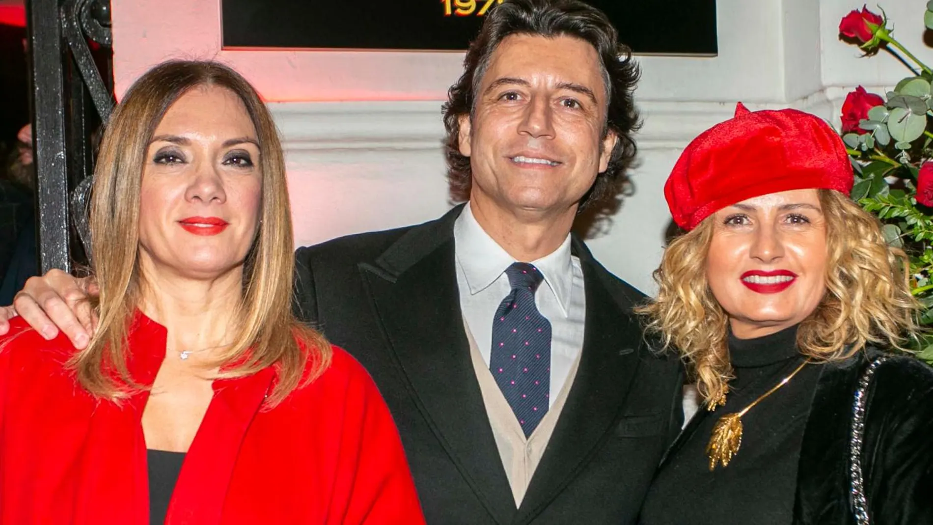 Más de 500 rosas en la celebración de los 40 años de Marfil joyeros