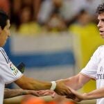 Gareth Bale (d) es sustituido por el argentino Di María, durante el partido de Liga ante el Villarreal el pasado 14 de septiembre