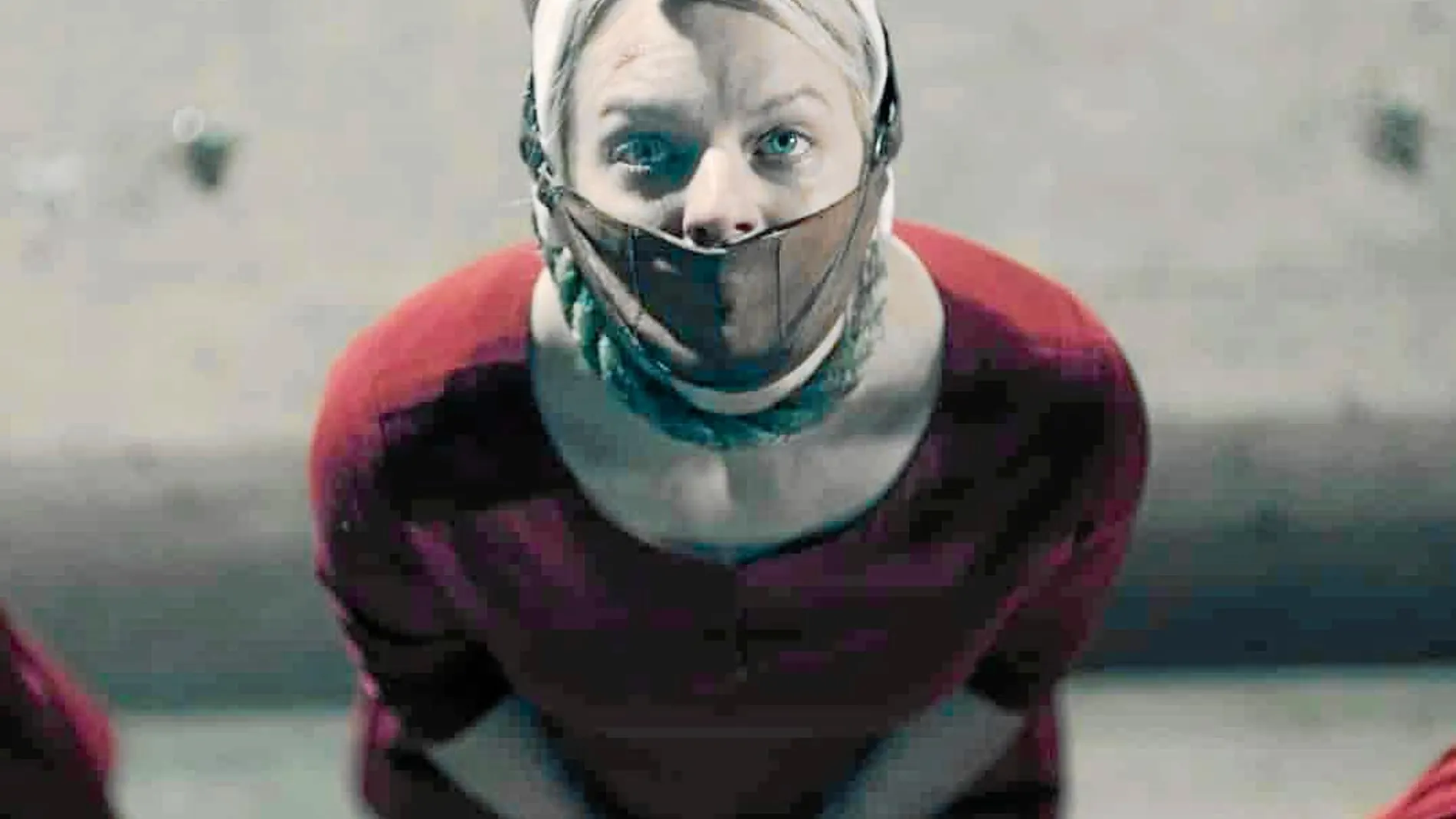 Elisabeth Moss es June, protagonista de la serie basada en «El cuento de la criada», que acaba de estrenar su tercera temporada en España