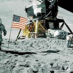 El astronauta James B. Irwin en el aterrizaje en suelo lunar el 1 de agosto de 1971