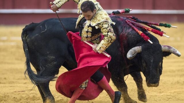 Adorno de Antonio Ferrera durante su faena al cuarto de la tarde