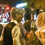 La verbena de San Cayetano, la primera de este agosto festivo en la capital, echó el cierre el jueves