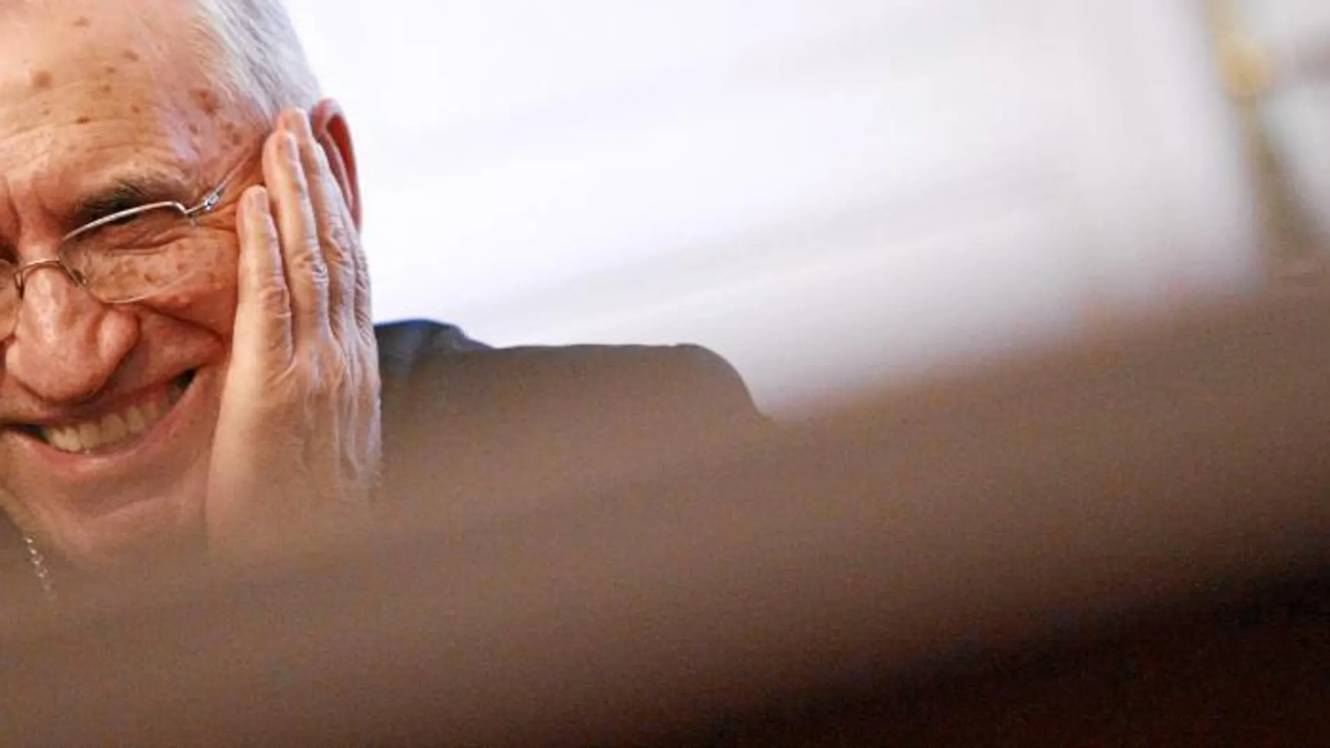 «En España sigue latente un problema de gravedad: la bioética, comenzando por el derecho a la vida, la defensa de la familia...»