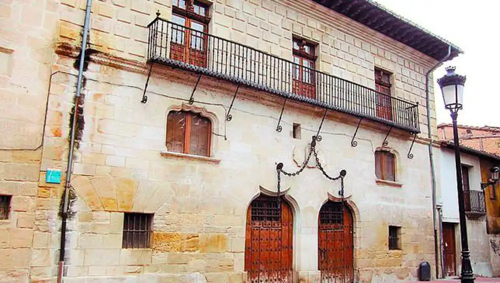 La Casa de las Cadenas, un histórico palacete del siglo XVI