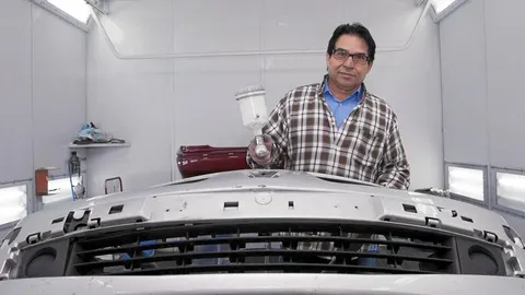 «No tendré problema en contratar a más gente o alquilar más naves para ello»