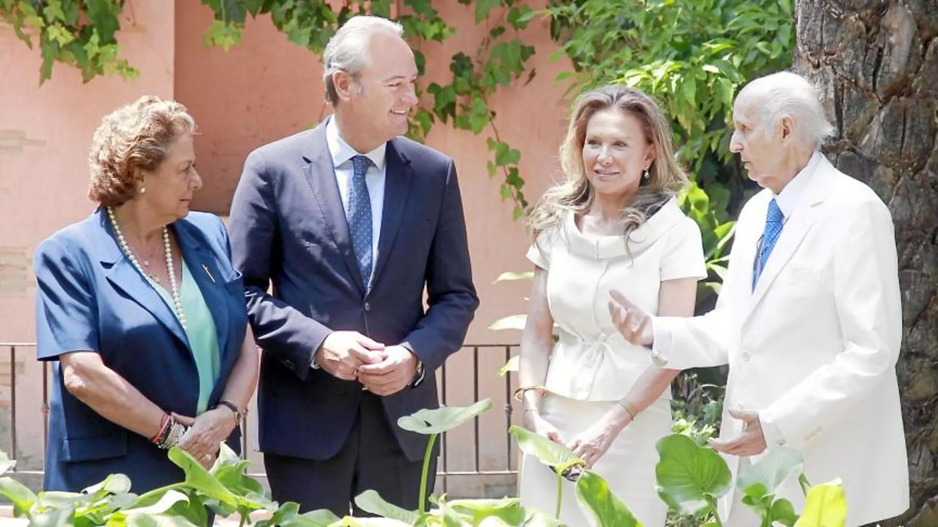 Rita Barberá, Alberto Fabra, Alicia Koplowitz y Santiago Grisolía en el CVC