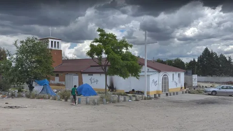 La iglesia de Santo Domingo de la Calzada, está situada en el sector VI de la Cañada Real