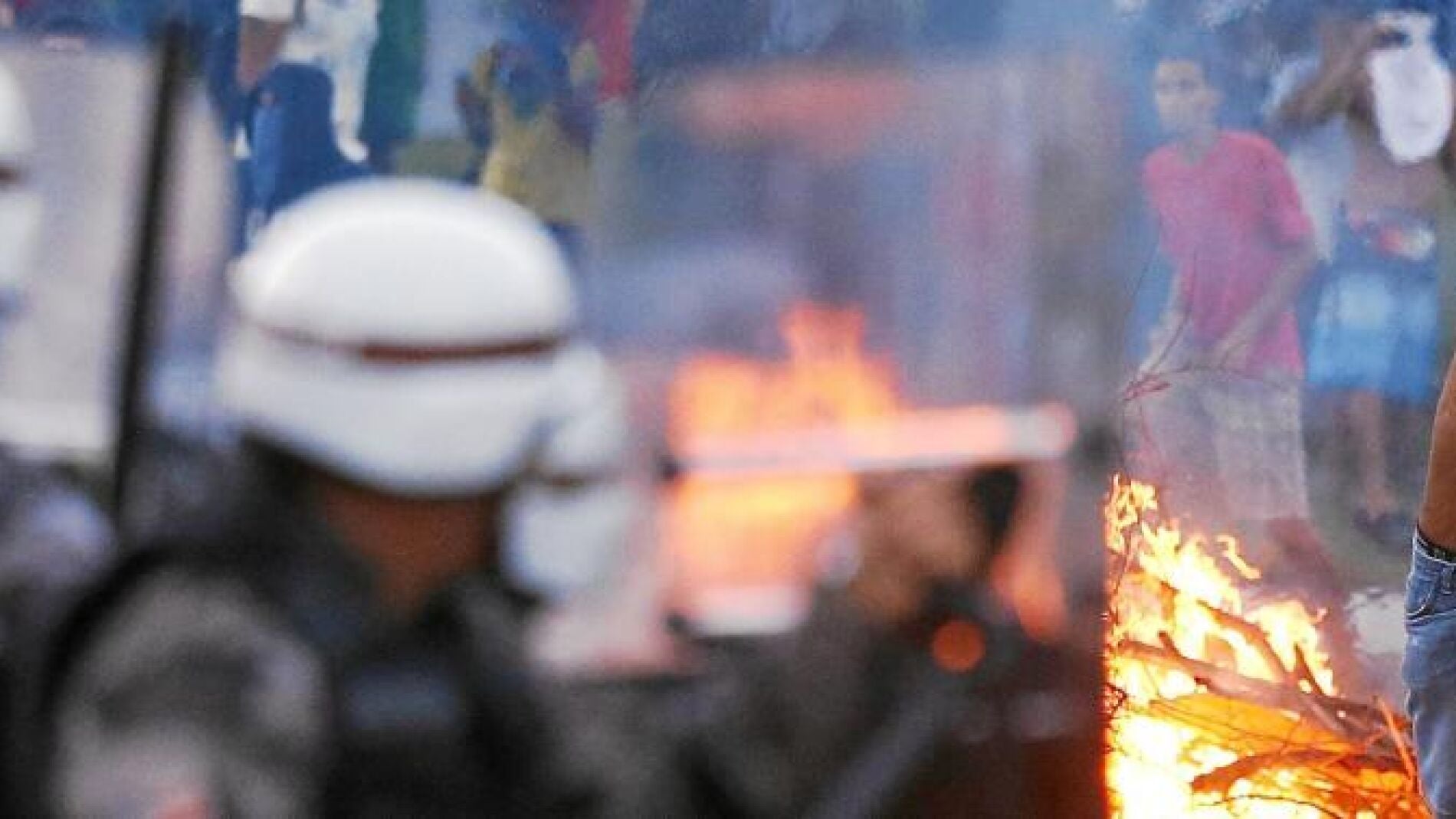 Un muerto y tres heridos en las graves protestas de Brasil