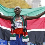 Maratón de Nueva York: el keniano Mutai, ganador en 2011, repite título