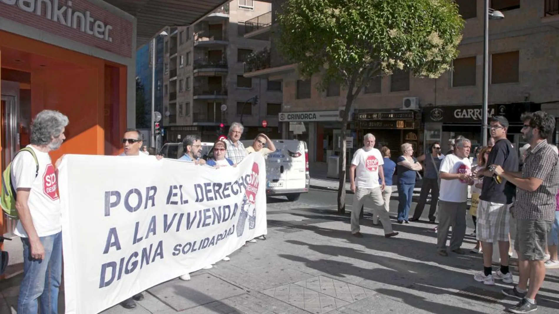 Una de las últimas concentraciones de la plataforma «Stop Desahucios» en Salamanca