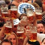 La fiesta de la cerveza congrega a millones de personas