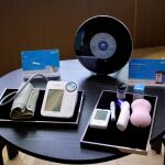 Varios aparatos de la empresa We Doctor. Precisar diagnósticos, facilitar consultas con especialistas o realizar pruebas médicas en zonas remotas de la China rural son algunas de las ventajas que están llegando a la medicina gracias a la inteligencia artificial y su capacidad de «replicar» los cerebros de los médicos.EFE/Paula Escalada Medrano.