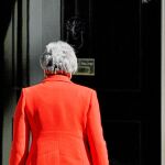 Un adiós discreto Theresa May prefirió mantener un perfil bajo y no hacer declaraciones el día en que presentó de forma oficial su dimisión como líder «tory»