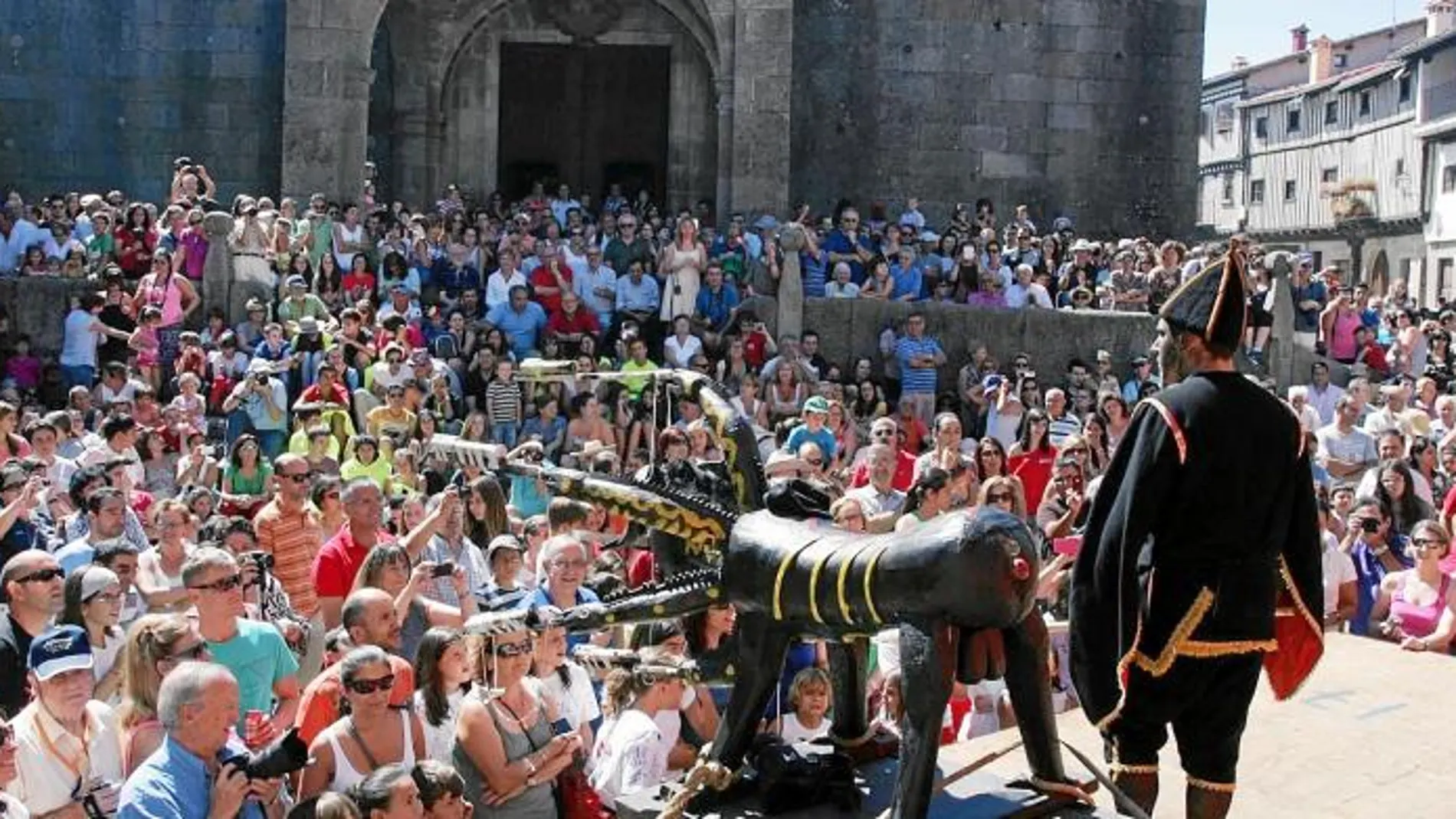 El bien triunfa sobre el mal en la tradicional «Loa» de La Alberca