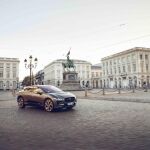 El Jaguar I-pace atraviesa el túnel del canal de la mancha con una sola carga