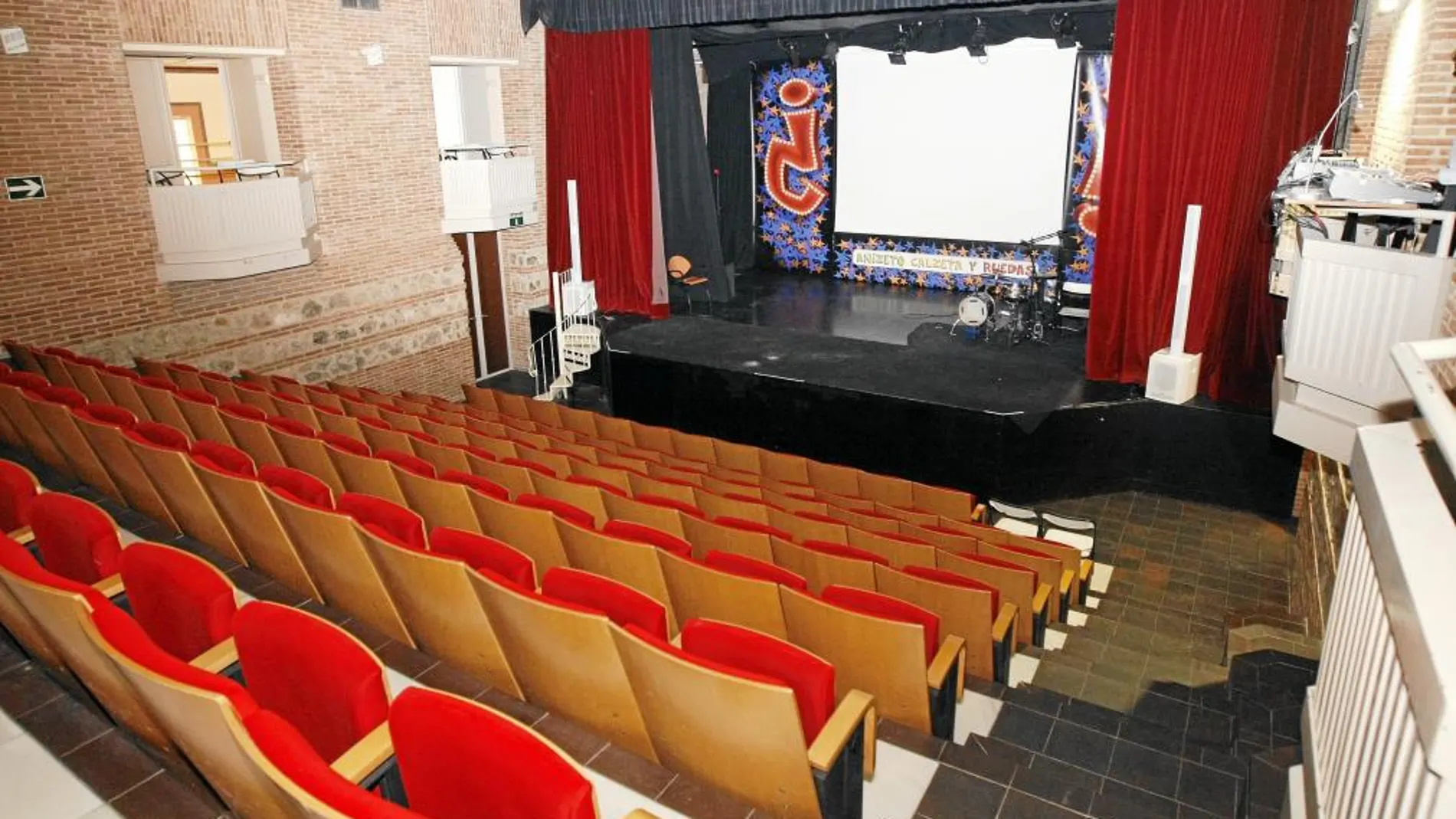 La sala de teatro sólo se utilizaba hasta ahora de forma ocasional en los Veranos de la Villa y el Festival de Otoño