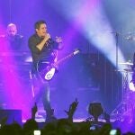 El cantante Alejandro Sanz realizó anoche el primero de los dos conciertos en el Palau Sant Jordi
