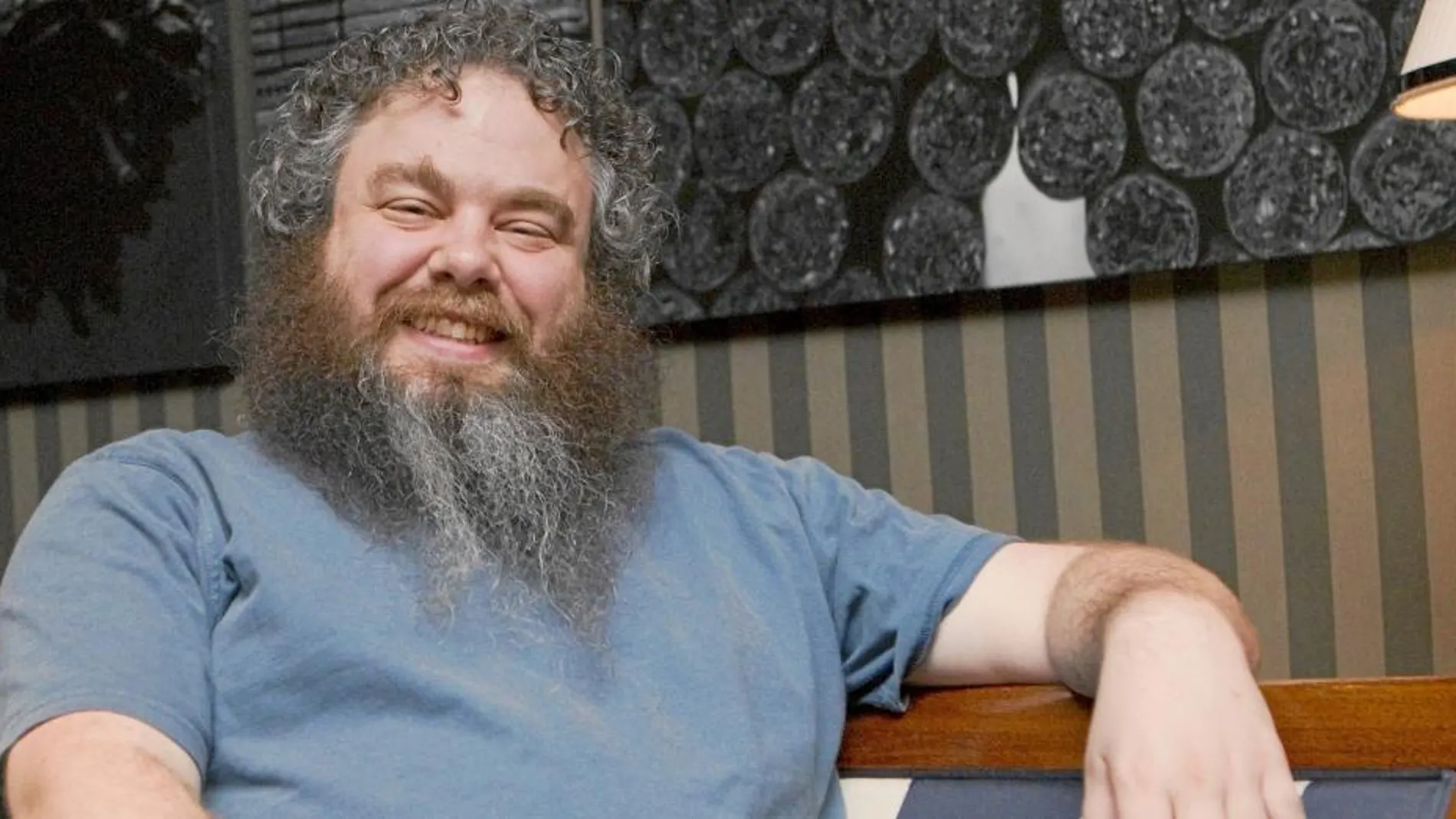 Patrick Rothfuss: «Cuando era joven no creía que existiesen libros que no fuesen de fantasía»