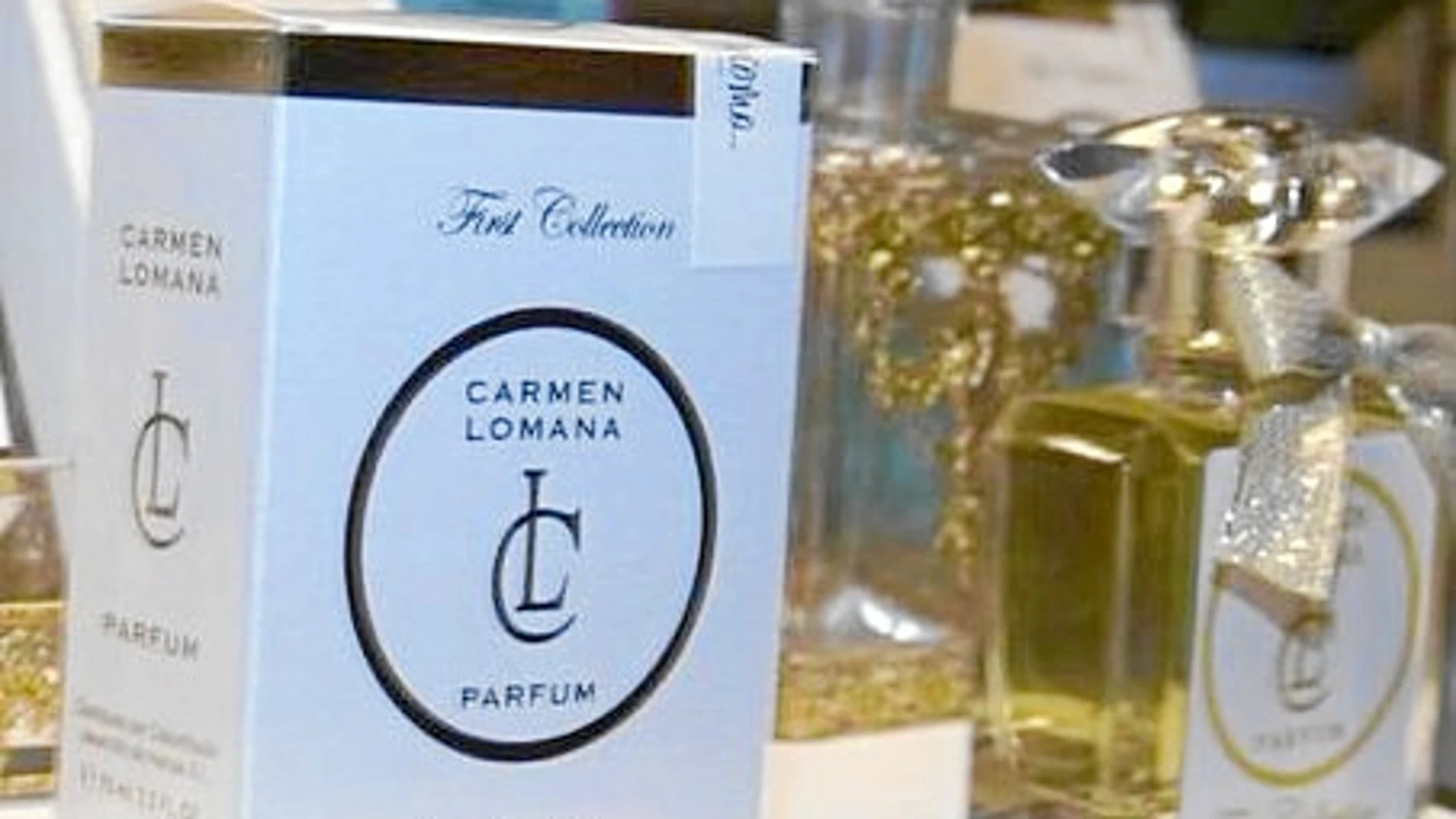 Carmen participó en la creación de su propio perfume, First Collection