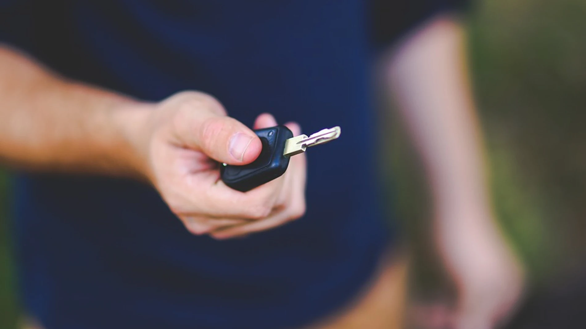 La llave inteligente de un coche se puede piratear, según alertan los expertos/Pixabay