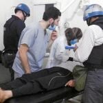 Los inspectores de la ONU recogen pruebas de armas químicas en Damaco